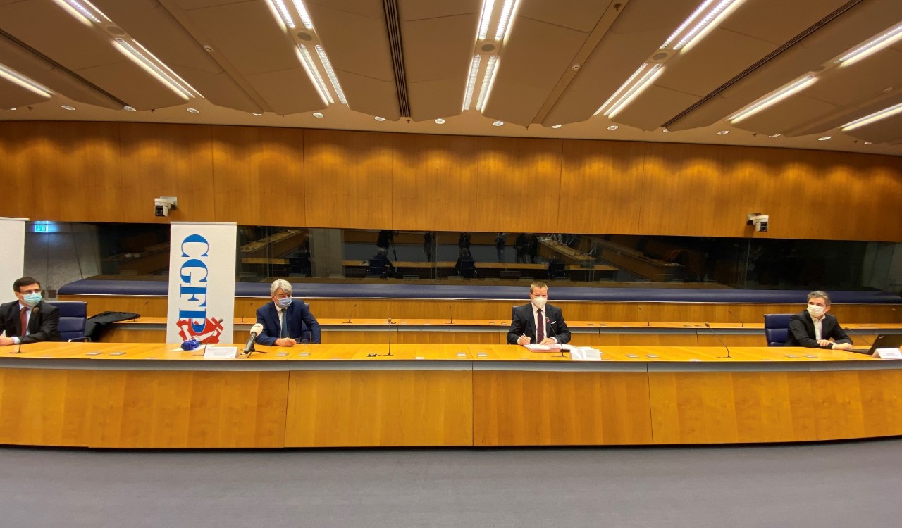 (de g. à dr.) Steve Heiliger, secrétaire général de la CGFP ; Romain Wolff, président fédéral de la CGFP ; Marc Hansen, ministre de la Fonction publique ; Bob Gengler, ministère de la Fonction publique