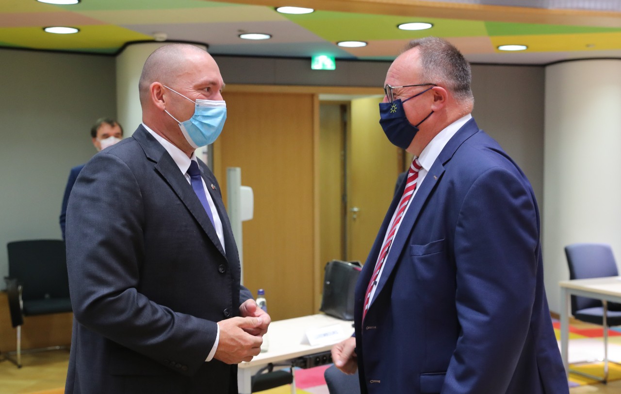 (de g. à dr.) Jože Podgoršek, minister of Agriculture, Forestry and Food of Slovenia ; Romain Schneider, ministre de l'Agriculture de la Viticulture et du Développement rural