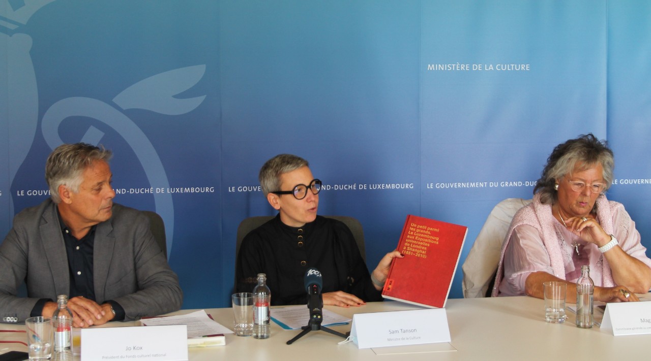 (de g. à dr.) Jo Kox, président du Fonds culturel national; Sam Tanson, ministre de la Culture; Maggy Nagel, commissaire générale au pavillon luxembourgeois à l'Expo 2020 Dubaï