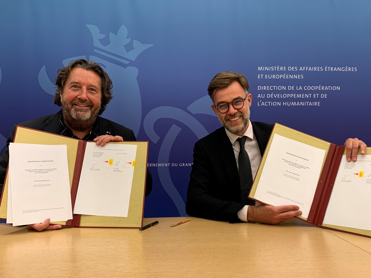 	(de g. à dr.) Guy Daleiden, directeur du Film Fund Luxembourg ; Franz fayot, ministre de la Coopération et de l'Action humanitaire