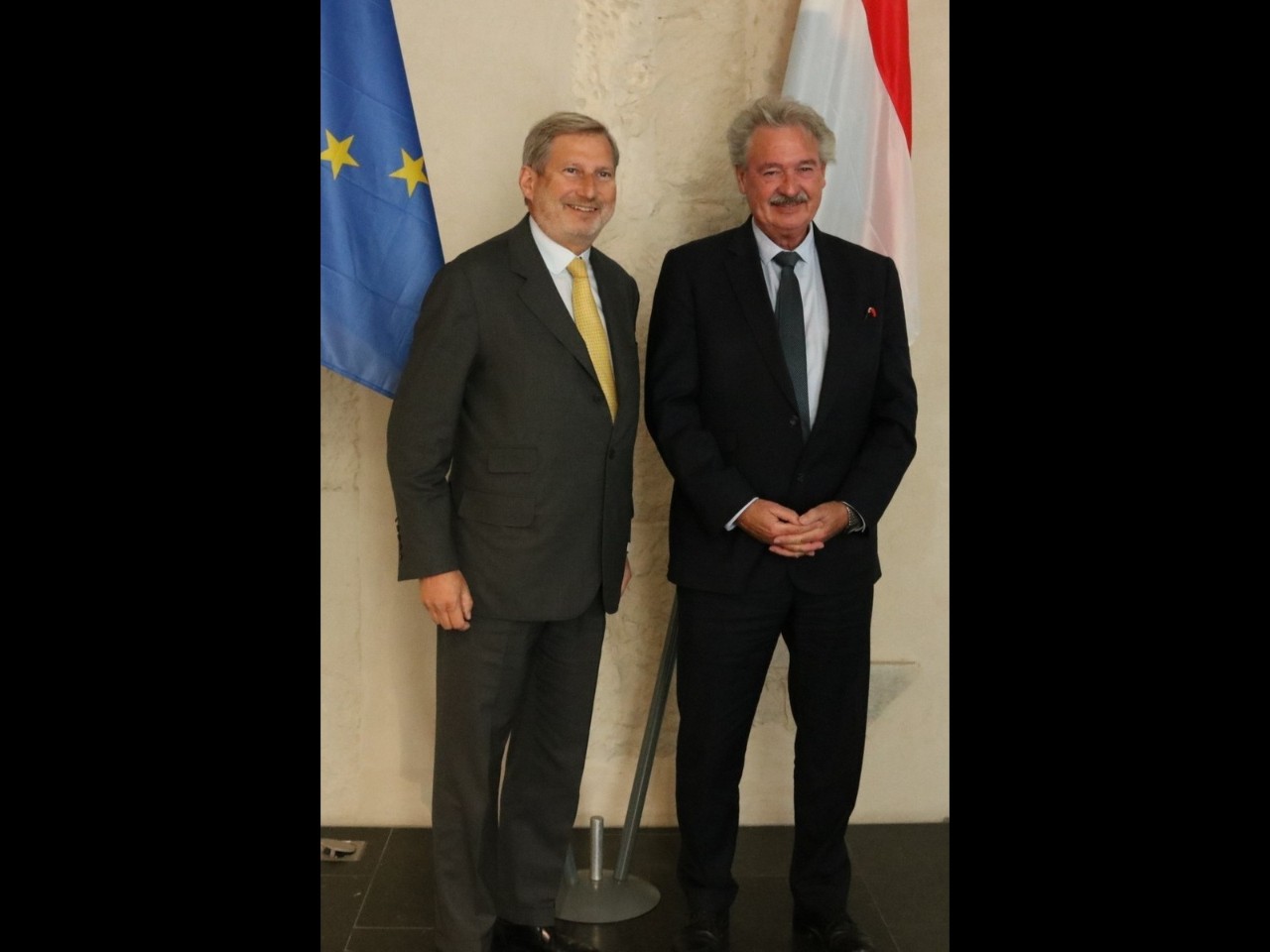 (de g. à dr.) Johannes Hahn, commissaire européen en charge du Budget et de l'Administration ; Jean Asselborn, ministre des Affaires étrangères et européennes
