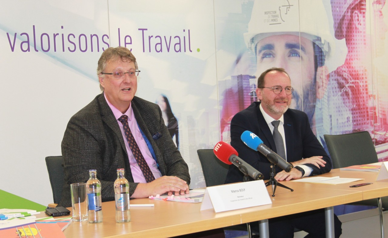 (de g. à dr.) Marco Boly, directeur de l’Inspection du travail et des mines ; Georges Engel, ministre du Travail, de l‘Emploi et de l’Économie sociale et solidaire