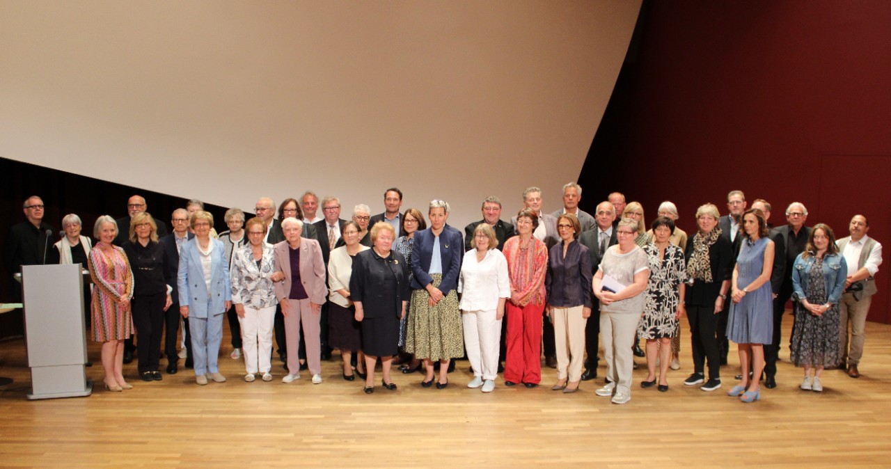 (au milieu) Sam Tanson, ministre de la Culture