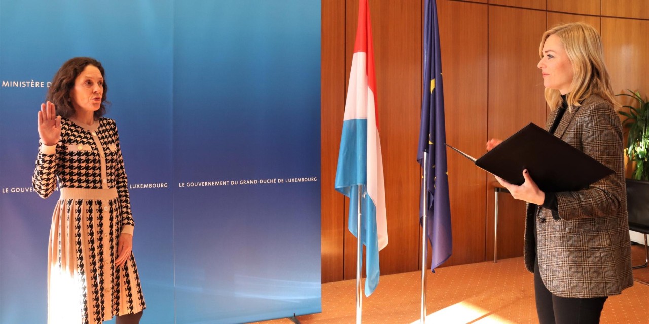 (de g. à dr.) Pascale Schmoetten-Steffen, échevine de la Ville de Diekirch ; Taina Bofferding, ministre de l'Intérieur